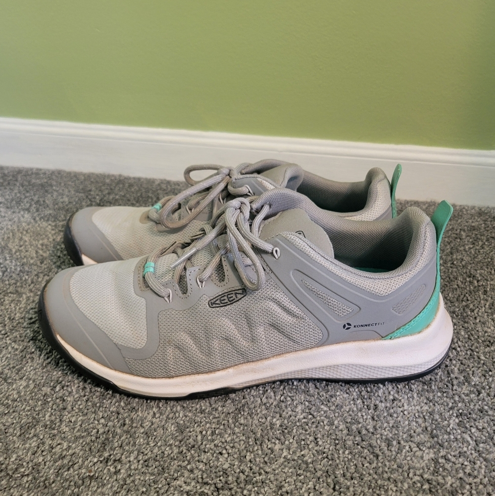 Keen Women's Gray and Teal Sneakers